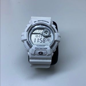 G SHOCK in White, Barely Used